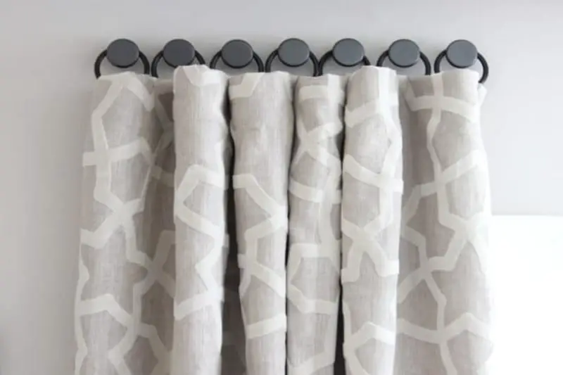 10 consejos sobre cómo colgar cortinas sin barras de cortina