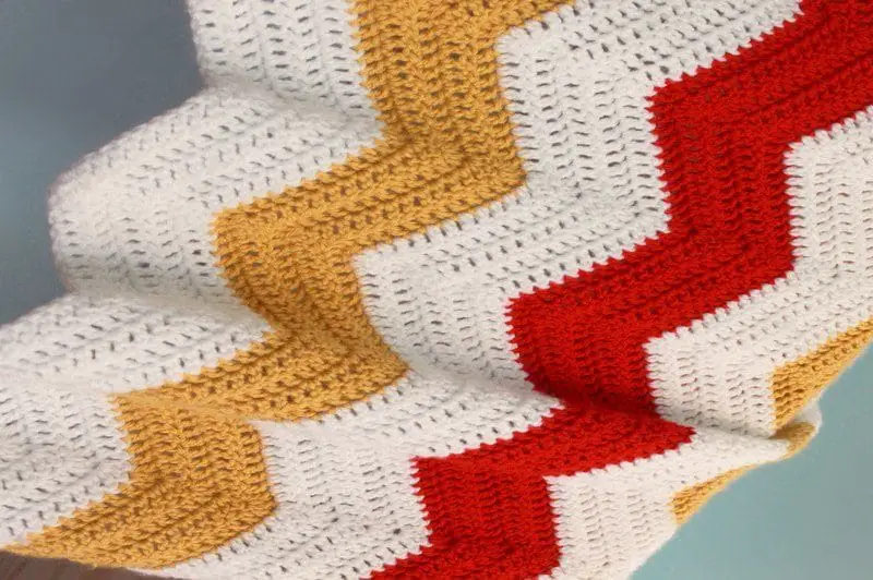 Cómo tejer una manta simple: costura para principiantes 101