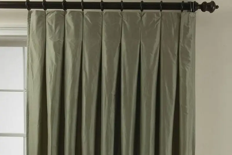 10 consejos sencillos sobre cómo hacer cortinas con pliegues invertidos