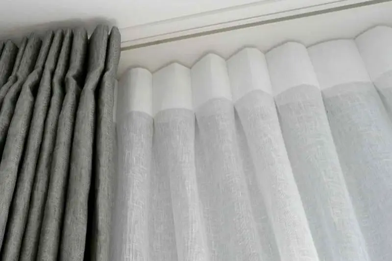 3 consejos sencillos sobre cómo colocar cortinas en capas