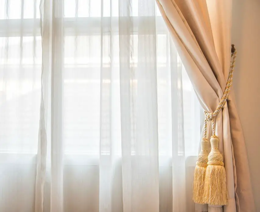 3 formas sencillas y fáciles de colgar cortinas transparentes