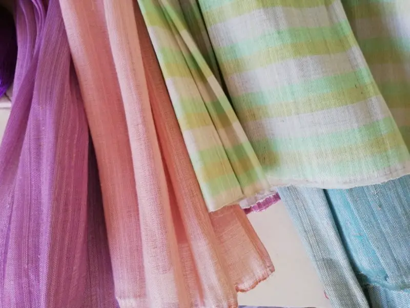 ¿Cómo coser cortinas de bolsillo de varilla? ¡En 3 sencillos pasos!