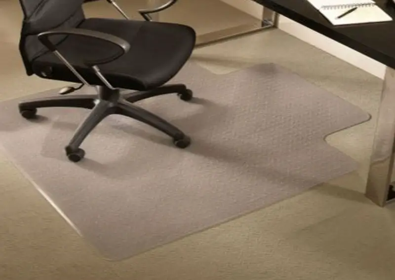 Cómo evitar que los sillones reclinables giratorios se muevan sobre alfombras y tapetes