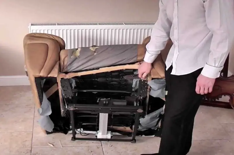 Cómo reconstruir un sillón reclinable roto