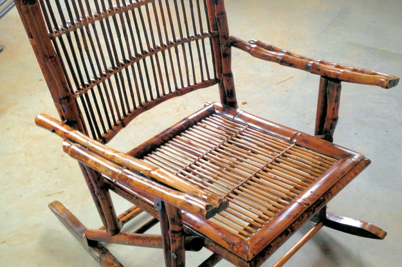 Instrucciones paso a paso para reparar su silla giratoria de barril de bambú