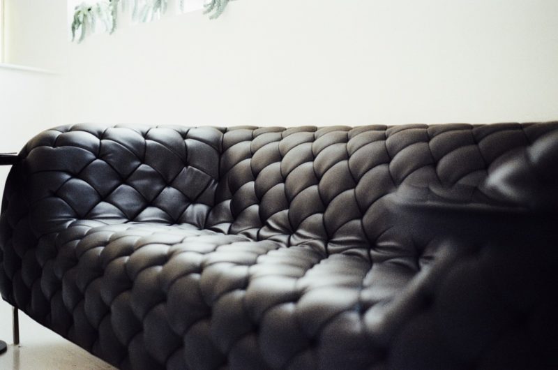 ¿Cómo convertir una cama normal en un diván? ¡6 mejores formas!