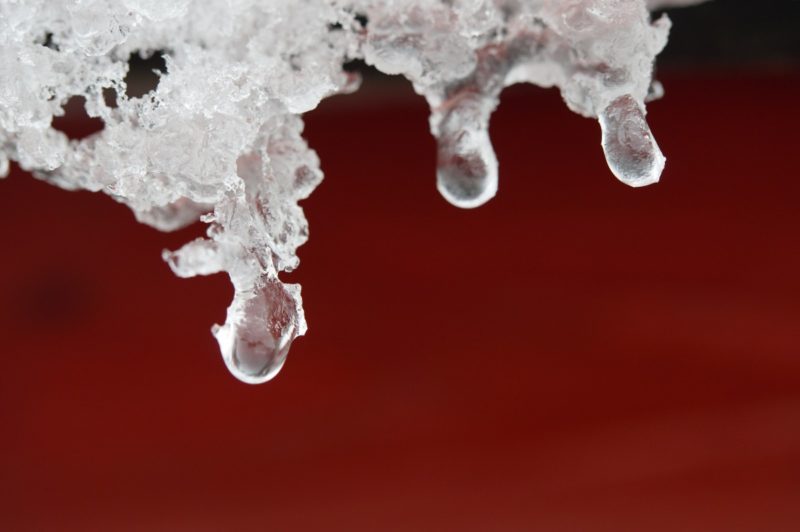 ¿Cómo descongelar una mini nevera sin ensuciar? ¡5 consejos efectivos!