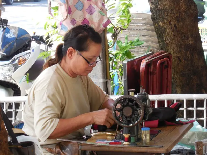 ¿Quién fabrica las máquinas de coser Bernette? ¿Son buenas?