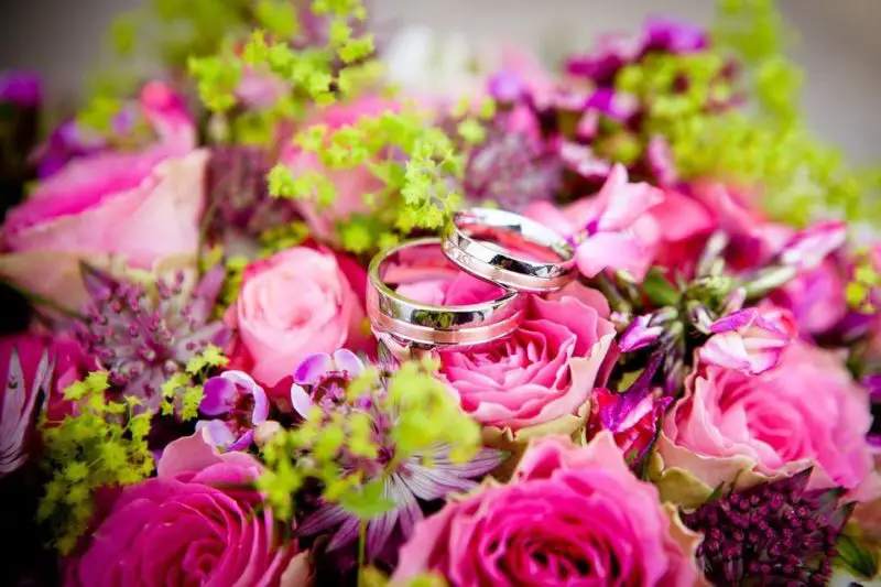 Cómo ahorrar en flores de boda: 4 mejores consejos