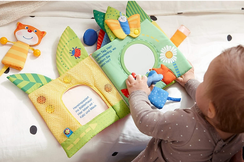 Cómo diseñar páginas de Baby Memory Book gratis para imprimir