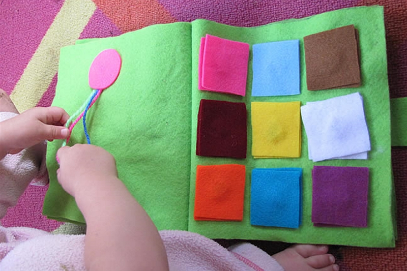 Cómo hacer tu propio libro para bebés