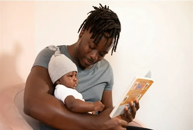 Cómo hacer un libro casero para bebés con cartulina
