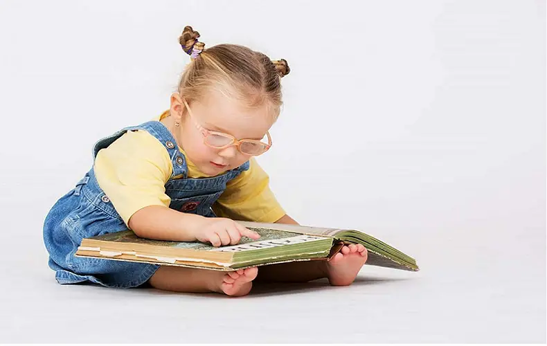 Cómo hacer un libro de bebé de tela