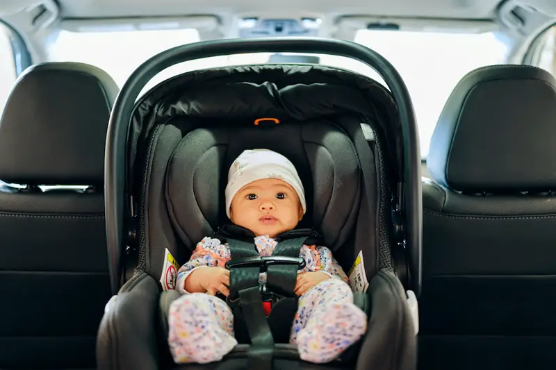 Consejos sobre cuándo puede un asiento de automóvil para bebés mirar hacia adelante