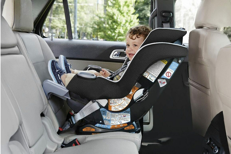¿Cómo evitar que el bebé sude en el asiento del automóvil? Ideas