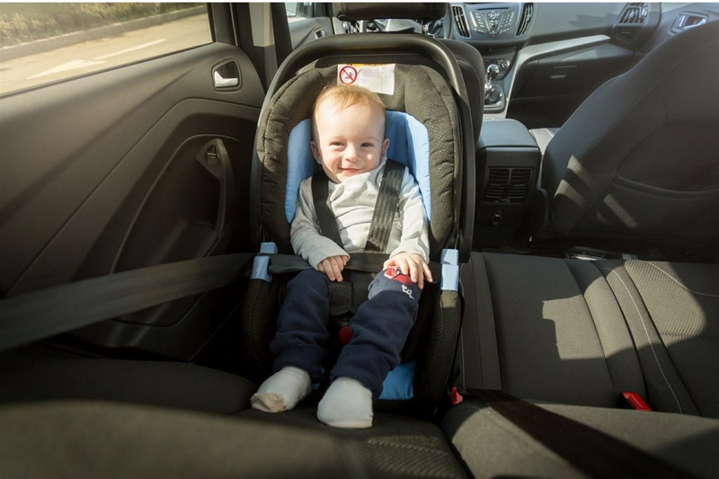 ¿Cuándo cambiar los asientos de coche para bebés? ¡Lea esta guía!