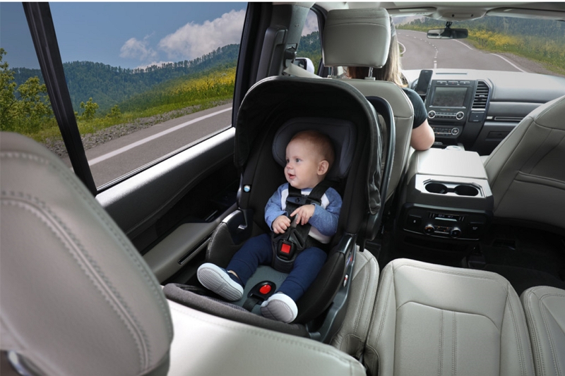 ¿Cuánto tiempo puede dejar a un bebé en un asiento de automóvil?