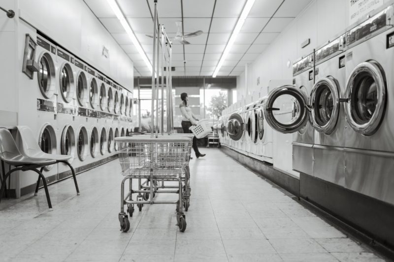 ¿Cuánto tiempo puede permanecer la ropa en la lavadora? ¡3 consecuencias que definitivamente quieres evitar!