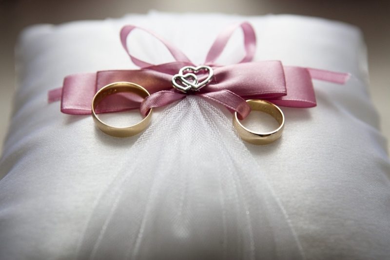 ¿De qué aniversario actualizas el anillo de bodas?