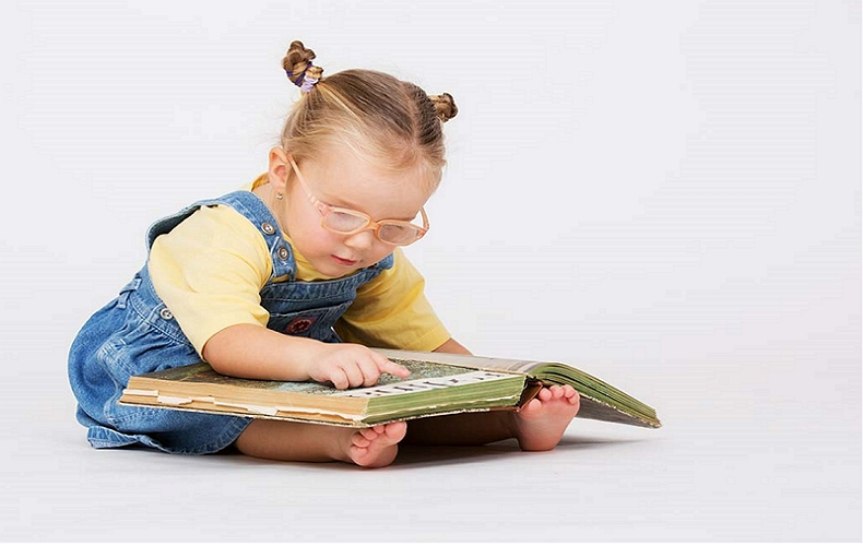 ¿Qué escribir dentro de un libro para un bebé? Consejos