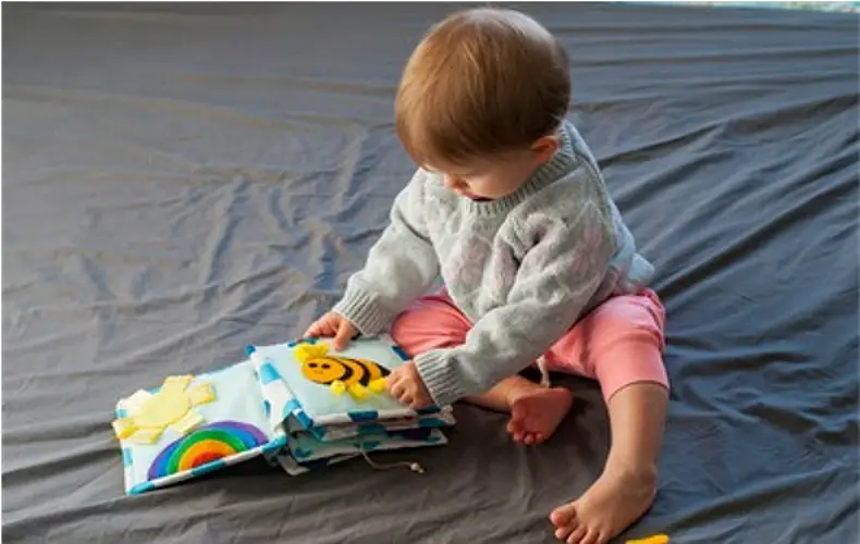 ¿Qué escribir para la inscripción en el libro del bebé? Una guía