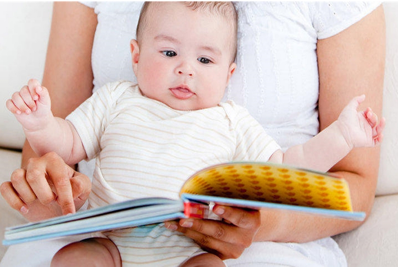 ¿Qué esperar del libro First Year Baby? Una guía