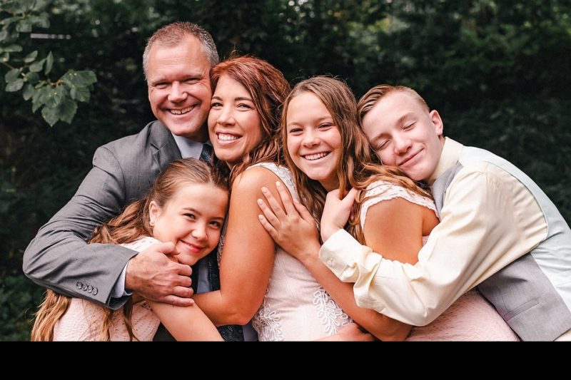 Cómo incluir a la familia en la ceremonia de la boda: 3 formas