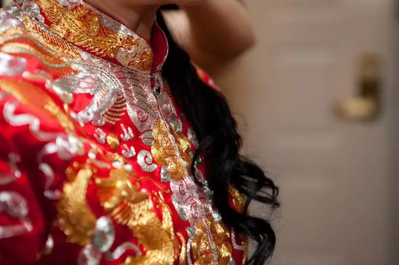 Qué ponerse para una boda china: pros y contras