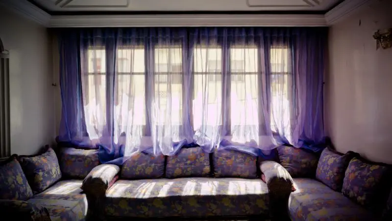 ¿Cómo colgar cortinas plisadas? En 7 sencillos pasos