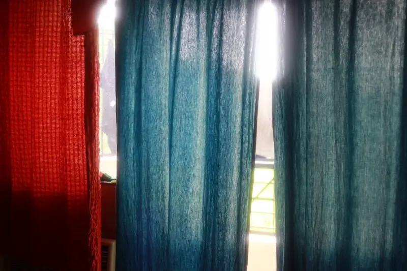 ¿Cómo hacer cortinas con pestañas? ¡En 7 maneras fáciles!