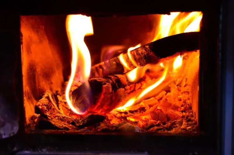 ¿Cómo mover el calor de una estufa de leña? ¡5 maneras interesantes!