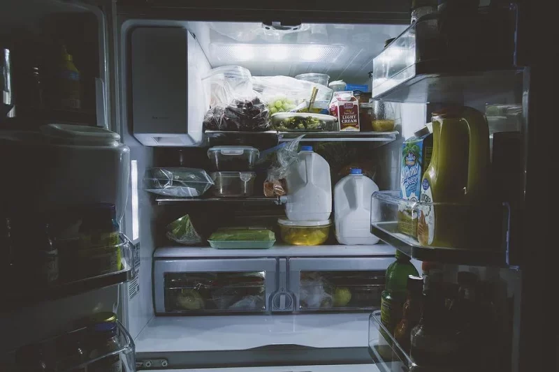 ¿Por qué las cosas se congelan en mi refrigerador? ¡5 Razones Increíbles!